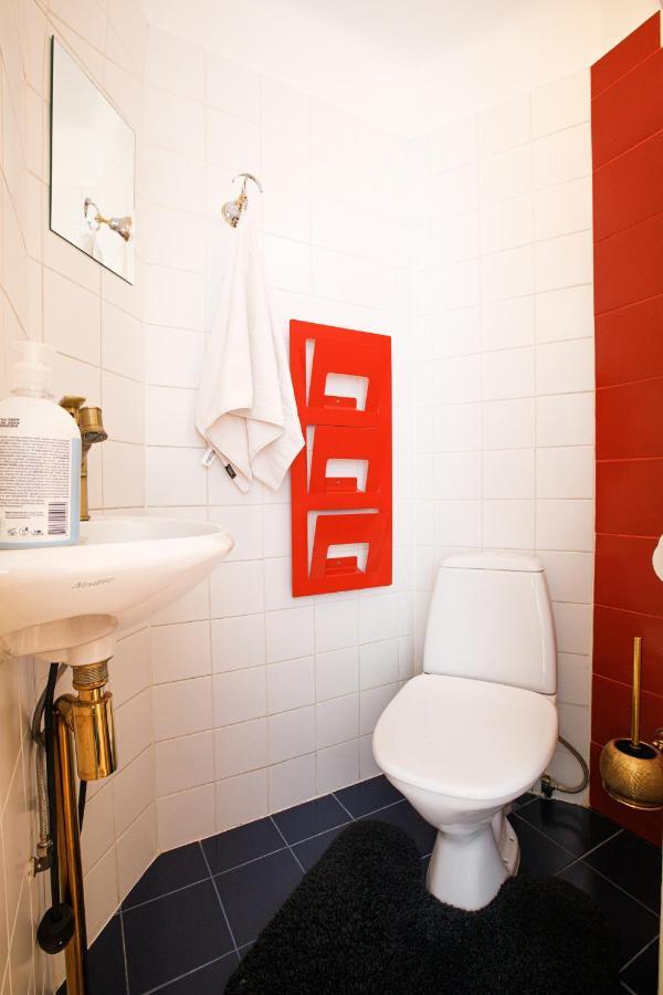Apartment Peegel In City Center Free Parking Tallinn Exterior foto