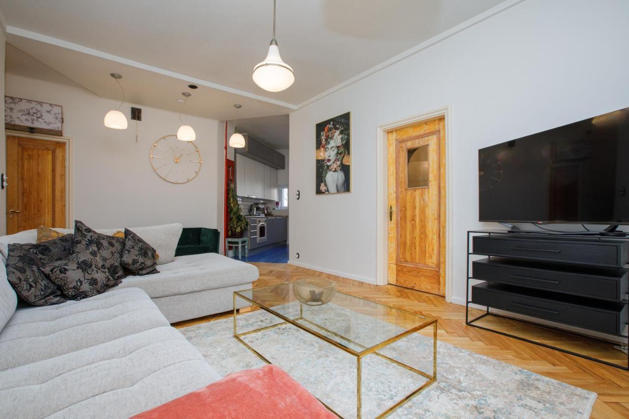 Apartment Peegel In City Center Free Parking Tallinn Exterior foto